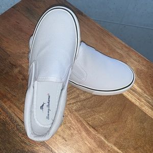 TOMMY BAHAMA Slip ones never worn